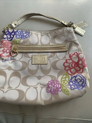 COACH POPPY DAISY APPLIQUE GOLD KHAKI JACQUARD HOBO CROSSBODY BAG F20791 - Image 1 of 4