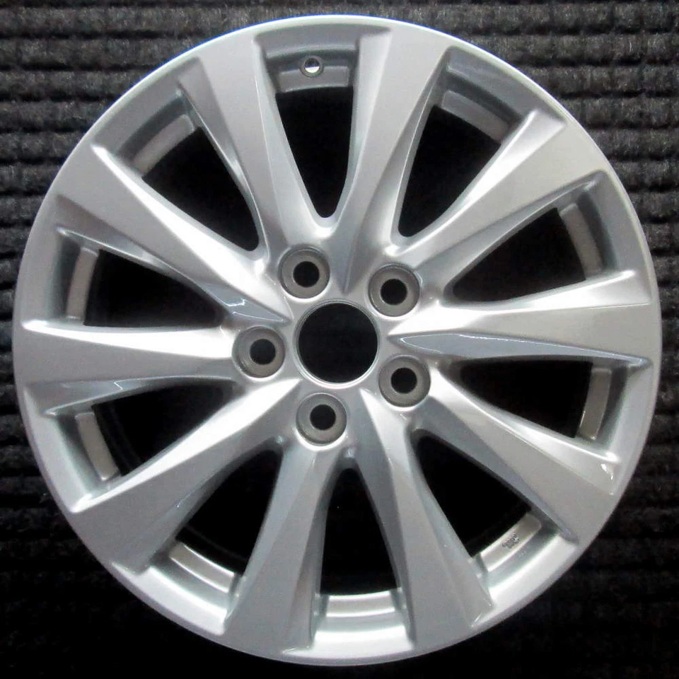 Toyota Camry Painted 17 inch OEM Wheel 2018 to 2020 - Image 1 of 1
