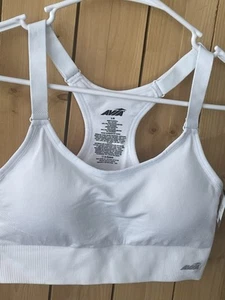 *AVIA RACERBACK WHITE SEAMLESS SPORTS BRA WITH REMOVABLE PADS *SIZE LARGE - Picture 1 of 2