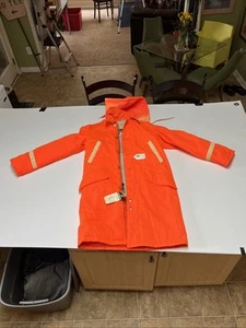 Walt Disney World Parking Security GEWEIH MANTEL JACKE Neu mit Etikett Vintage 1990er XS WDW - Bild 1 von 23