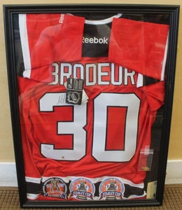 Martin Brodeur Autographed NJ Devils Jersey w/ STEINER COA *Look* FREE SHIPPING - Picture 1 of 4