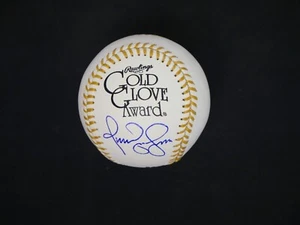 OMAR VIZQUEL SIGNED OFFICIAL MLB GOLD GLOVE BASEBALL WITH JSA COA - Picture 1 of 5