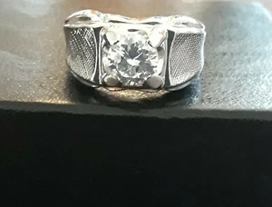 925 LIND Men's Silver Ring w/7mm Cubic Zirconia Round Stone, Size 8.5, NICE! - Picture 1 of 13