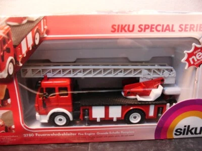 WOW EXTREMELY RARE #3780 Mercedes SK Fire Metz DL30 Aerial Ladder BNIB 1:55 Siku - Image 1 of 4