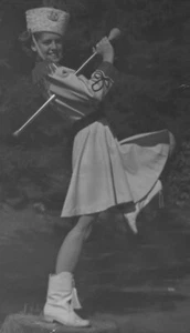 1950s Majorette Girl Baton Twirling Uniform Cheer Outdoor - Picture 1 of 3