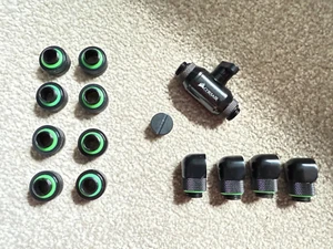 Corsair Hydro X Series XF Hardline 14mm OD Water Cooling Fitting Kit - Afbeelding 1 van 5