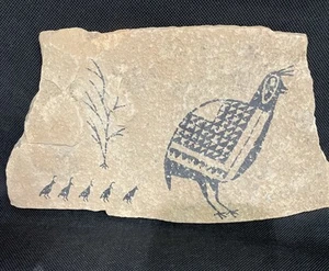 Petroglifico Nativo Americano Rock Art di Doug Miller Originale Firmato Raro 1990 - Foto 1 di 10