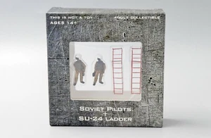 Soviet Pilots & SU-24 Ladders Calibre Wings Scale 1:72 CA72WS05 FREE SHIPPING!! - Picture 1 of 5