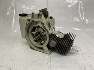 Stihl 051 Chainsaw - OEM Crankcase and Complete Rebuilt Engine w/ Accessories - Bild 1 von 13