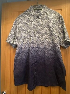 Lovely Men’s Shirt - Picture 1 of 4