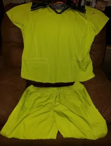 Women's Dickies Scrub Set Size 2XL Green Nurse Doctor CNA Top and Bottom Stretch - Picture 1 of 14