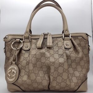 Gucci Sukey Luxury Handbag Guccissima Pattern Champagne Gold Italian Leather