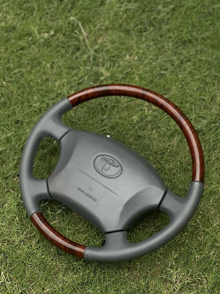 Toyota Land Cruiser 100 Series Lexus LX470 Steering Wheel Wood Grain - Image 1 of 4