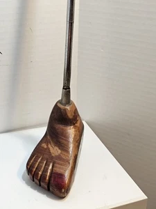 Putter de golf antiguo tallado a mano con forma de pie de madera. Único en su clase - Imagen 1 de 5