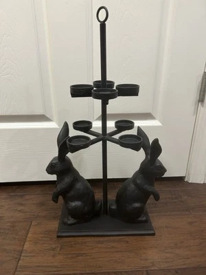 Cerámica Granero Conejo Retirado Candelabro Portavelas Centro 8 Votivos Hierro Negro Foto 1 de 4