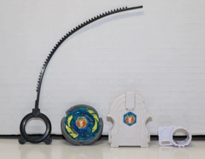 Beyblade Storm Pegasus Hasbro Metallfusion mit weißem Launcher Ripcord & Werkzeug - Bild 1 von 9