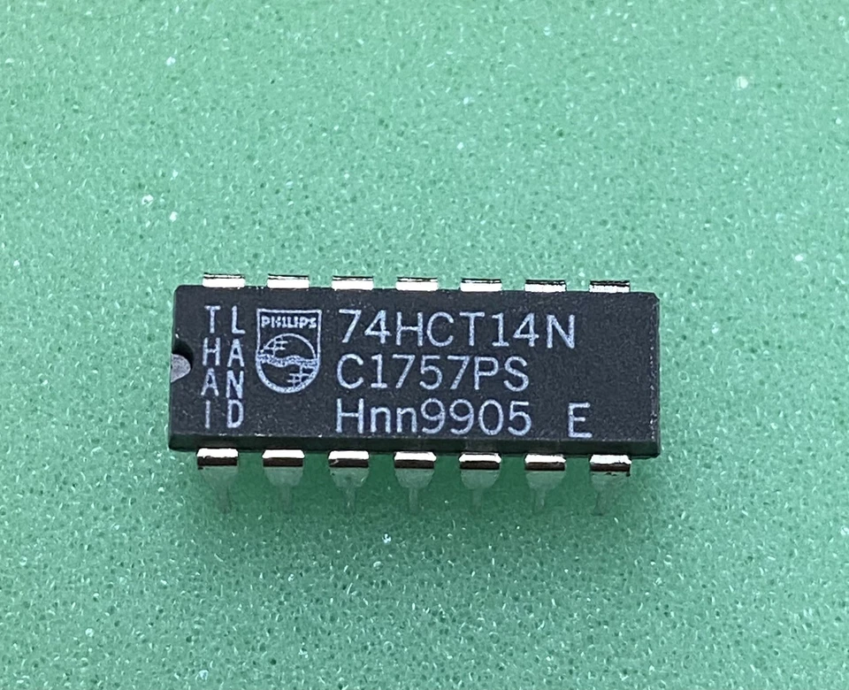 NUEVO 74HCT14N PHILIPS 14 PIN DIP HEXAGONAL INVERSOR SCHMITT GATILLO NOS Foto 1 de 1