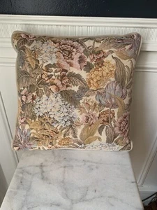 Vintage Floral Jacquard Pillow 16 X 16.5 - Picture 1 of 2