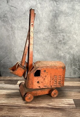 Vintage Structo Steel Toy Excavator Pressed Steel Truck USA Barn Find 1940's - Image 1 of 4
