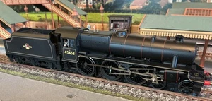 Hornby R2857. BR 4-6-0 Class 5MT Loco No. 45458. BR Black. OO Gauge. DC. Boxed. - Picture 1 of 21