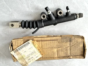 FOR HINO TRUCK GENUINE PARTS CLUTCH MASTER CYLINDER S3142-01313 31420-1313 - Picture 1 of 21