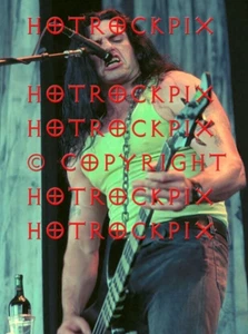 8X10.5 FOTO DE PETER STEELE DE TIPO O NEGATIVO EN CONCIERTO - Imagen 1 de 1