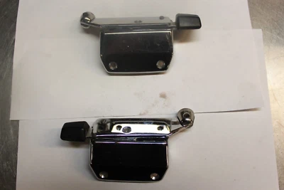 VOLVO 142 Series side window latch. Fits all years. #680427/428. Nice condition. - Image 1 of 2