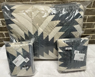 Pottery Barn Aubrey 天鹅绒拼布全大号被子和枕套 3 件套蓝色新品 — 第 1/4 张图片