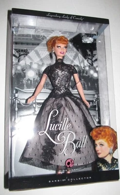I Love Lucy "Legendary Lady of Comedy" Lucille Ball Barbie Etiqueta Rosa 2008 NUEVO Foto 1 de 4