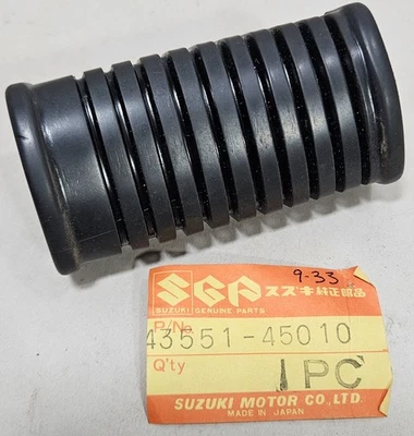 Nuevo de Lote Antiguo 1977-1979 Reposapiés Clavija Goma 43551-45010 Foto 1 de 4