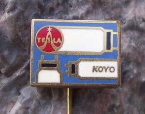 Vintage Tesla Kovo Czech Electronic Components Vacuum Tubes Valves Pin Badge - Picture 1 of 3