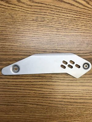 KAWASAKI ER6N ER-6N 2009-2010, STEP GUARD PARTE ESQUERDA # 55020-0461 - Imagem 1 de 4