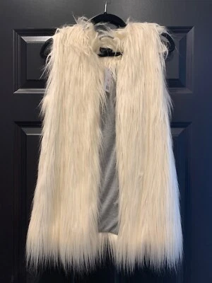 Chaleco de piel sintética Topshop en crema nuevo con etiquetas! ¡Agotado en todas partes! Foto 1 de 3