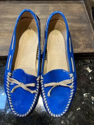 Vera Wang Mujer Azul Cielo Charol Sin Cordones Informales Mocasín Barco Zapatos Talla 9M Foto 1 de 4