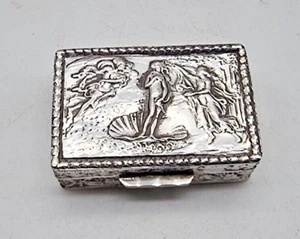 NICE CONTINENTAL .800 GRADE SILVER PILL BOX CIRCA 1930 - Picture 1 of 7