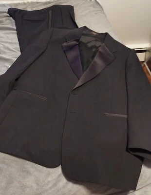 Esmoquin Ralph Lauren para hombre ¡Gran precio!  Foto 1 de 4