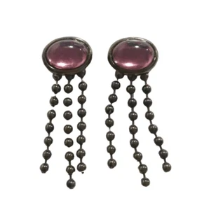 Orecchini pendenti goccia cristallo rosa viola taglio ovale vintage pistola pali tono metallo - Foto 1 di 7