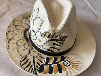 Sombrero Fedora Artesanal Mexicano Pintado a Mano Negro Dorado Flores Mujer Talla L Foto 1 de 4