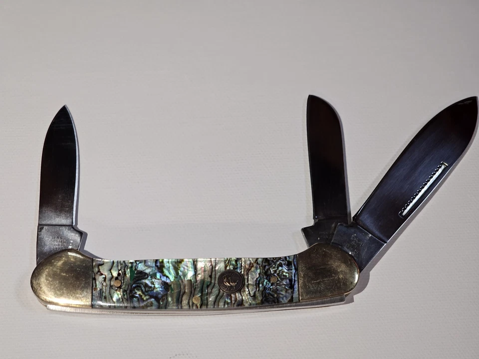 Cañonera abulón gallina y gallo Foto 1 de 1