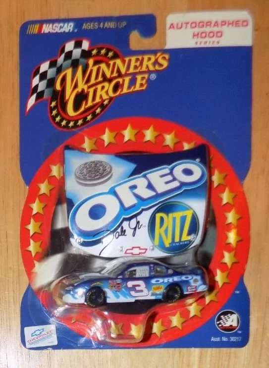 CAPUCHA AUTOGRAFIADA (WC) DALE WONHARDT JR 1:64 OREO/RITZ Foto 1 de 1