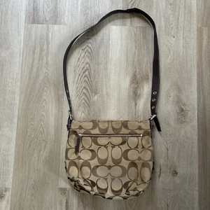 Coach Signature Canvas Leather Crossbody Shoulder Handbag F15067 Brown Purse - Picture 1 of 14
