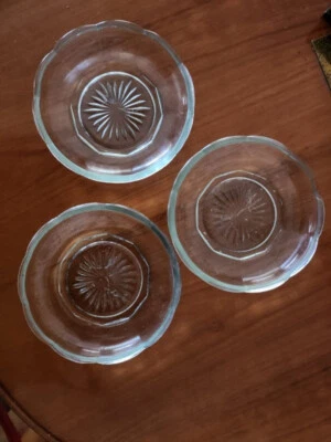 3 alte Pressglas Teller Kuchenteller Sternmotiv Vintage - Bild 1 von 2