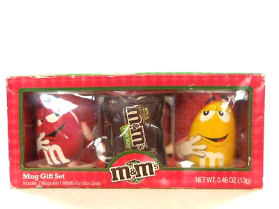 2016 M&M's Character Coffee Tea 2 Mug  Gift Set  Red & Yellow Characters n M&M's - Image 1 of 4