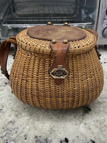 Vintage Signed Small Nantucket Woven Basket Purse Cover