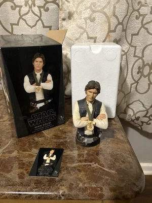 Mini busto Han Solo Foto 1 de 4