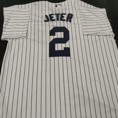 Jersey cosido Derek Jeter #2 NYY blanco a rayas base fresca. Foto 1 de 4