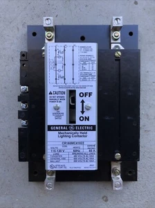 General Electric CR160MC41022 Mechanically Held Lighting Contactor - Picture 1 of 5