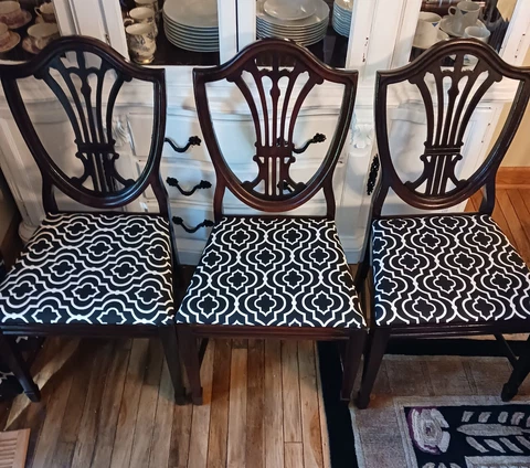 Set Of 6 Newly Refurbished Hepplewhite Chairs w- 2 Master Chairs Antique Modern Cover