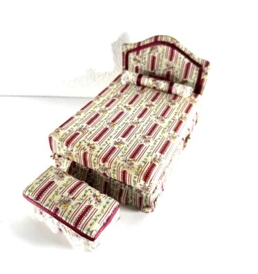 LETTO MATRIMONIALE MINIATURE CASA DELLE BAMBOLE 1999 DE AGOSTINI SCALA 1:12 - Immagine 1 di 4