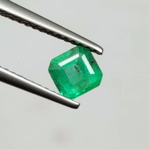 0.77 CT - Natural Zambian Emerald Square Shape Good Gem - 7277 - Picture 1 of 2